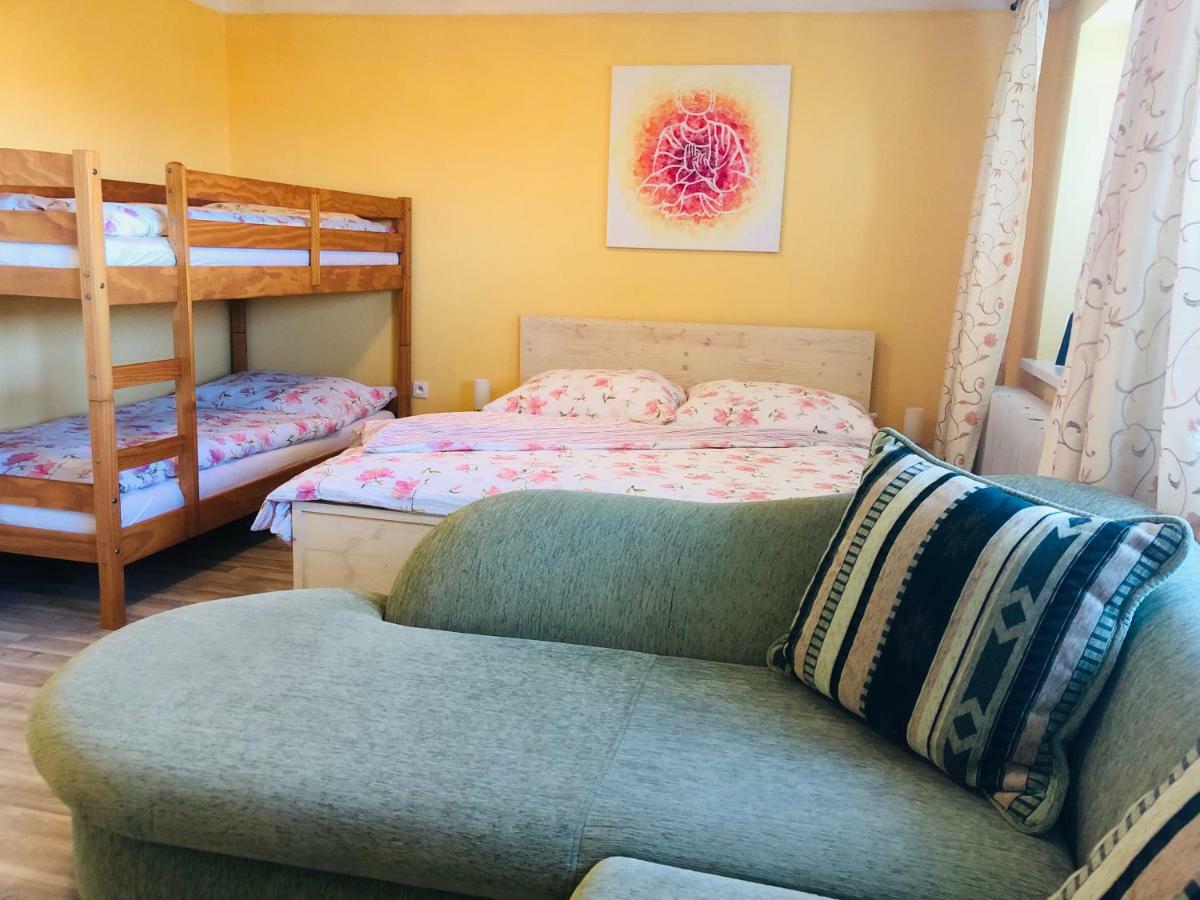 Ferienwohnung Hekel'S Privat Závažná Poruba Exterior foto