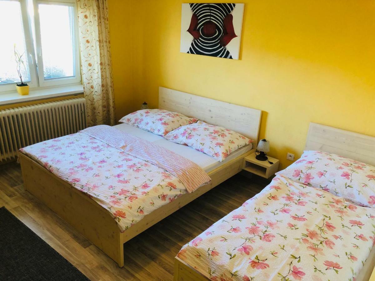 Ferienwohnung Hekel'S Privat Závažná Poruba Exterior foto